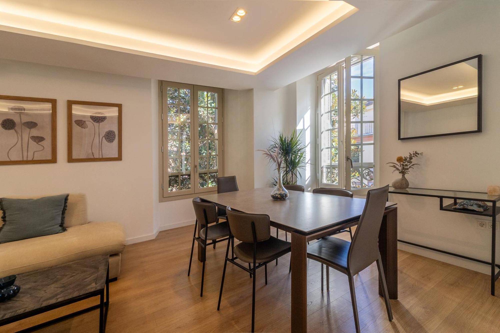 Nt Luxury Central Duplex With Terrace & Parking Málaga Exteriör bild