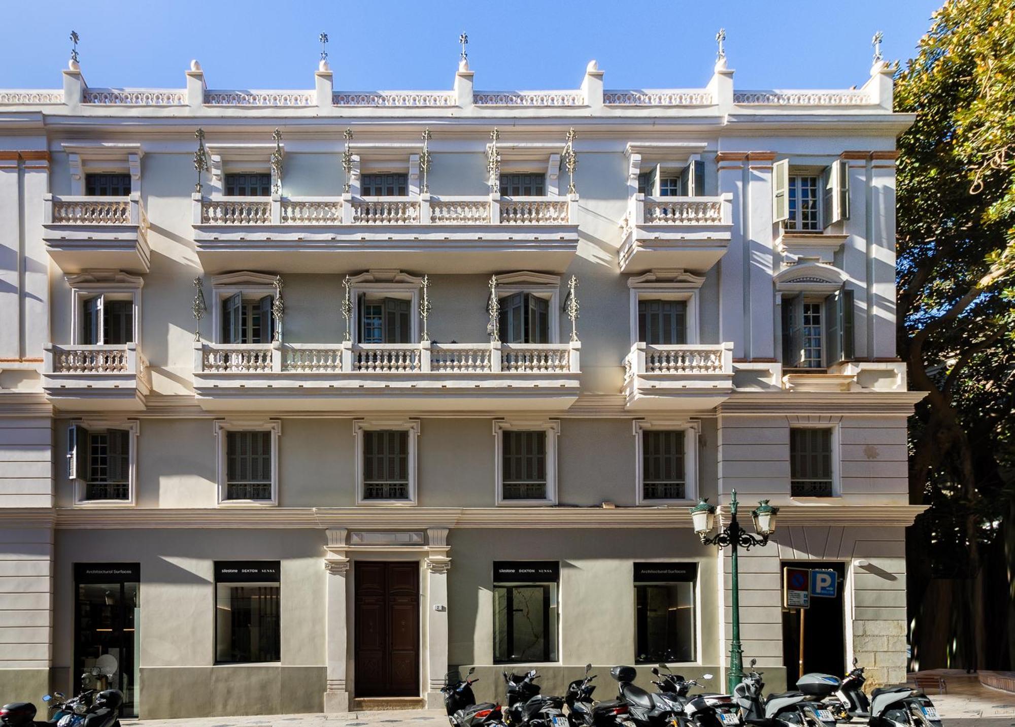 Nt Luxury Central Duplex With Terrace & Parking Málaga Exteriör bild